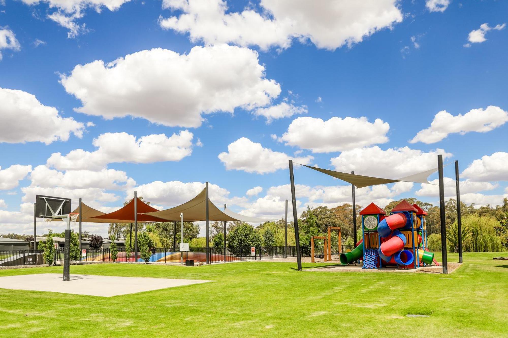 Discovery Parks - Moama Waters Buitenkant foto